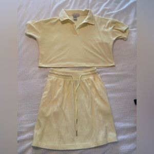 Pale yellow terry cloth cropped set